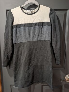 DBY Colorblock Long Sleeve Women's Dress in Black and Cream